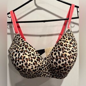 Knix Betsey Johnson Padded V-Neck Bra Leopard Print Pink smooth support 7+ 38DD